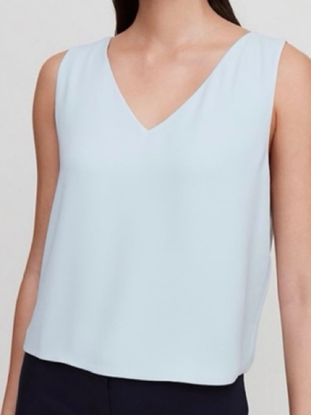 ARITZIA Babaton Murphy Sleeveless V-Neck Mint Green Blouse Size XXS